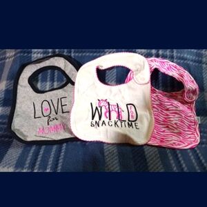 Girls bib set